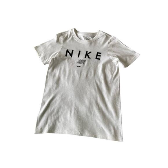 Nike Tee Boys & Girls  S  *NWT‎ - Picture 1 of 6